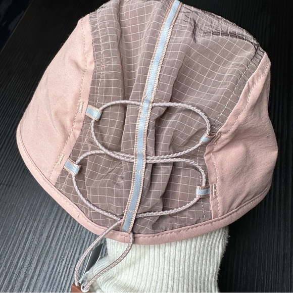 Lululemon Drawcord Hiking Cap NWT L/XL (PCLY/ANCP) - Picture 7 of 13